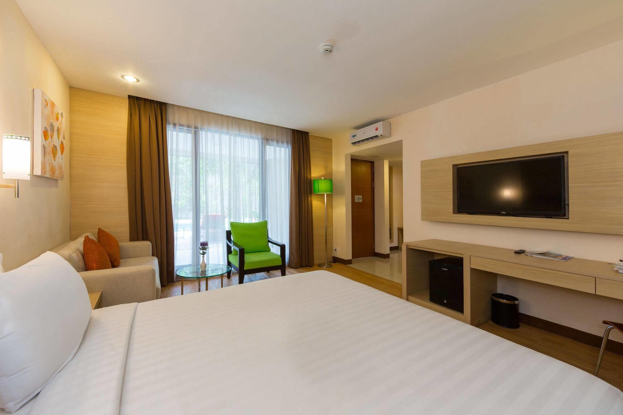 קוטה לומבוק Vihan Suites Bali מראה חיצוני תמונה